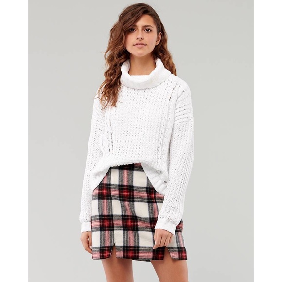 Hollister cable turtleneck sweater Clearance